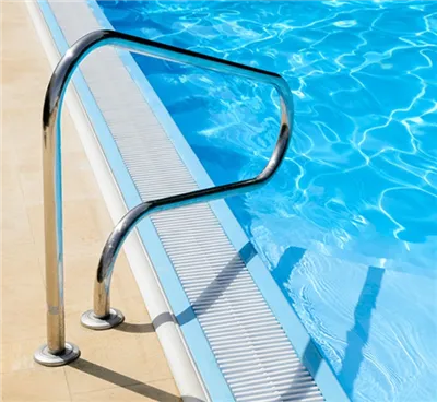 گراؤنڈ پول کے اوپر